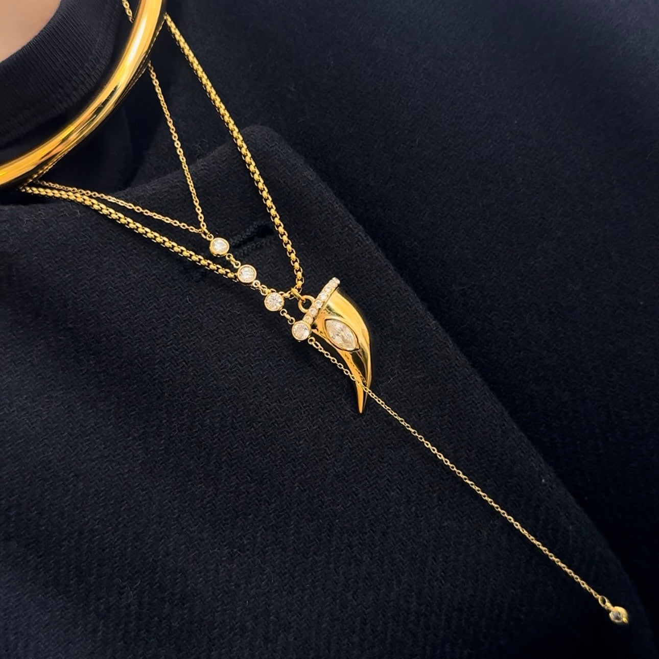 Tie Zircons Necklace