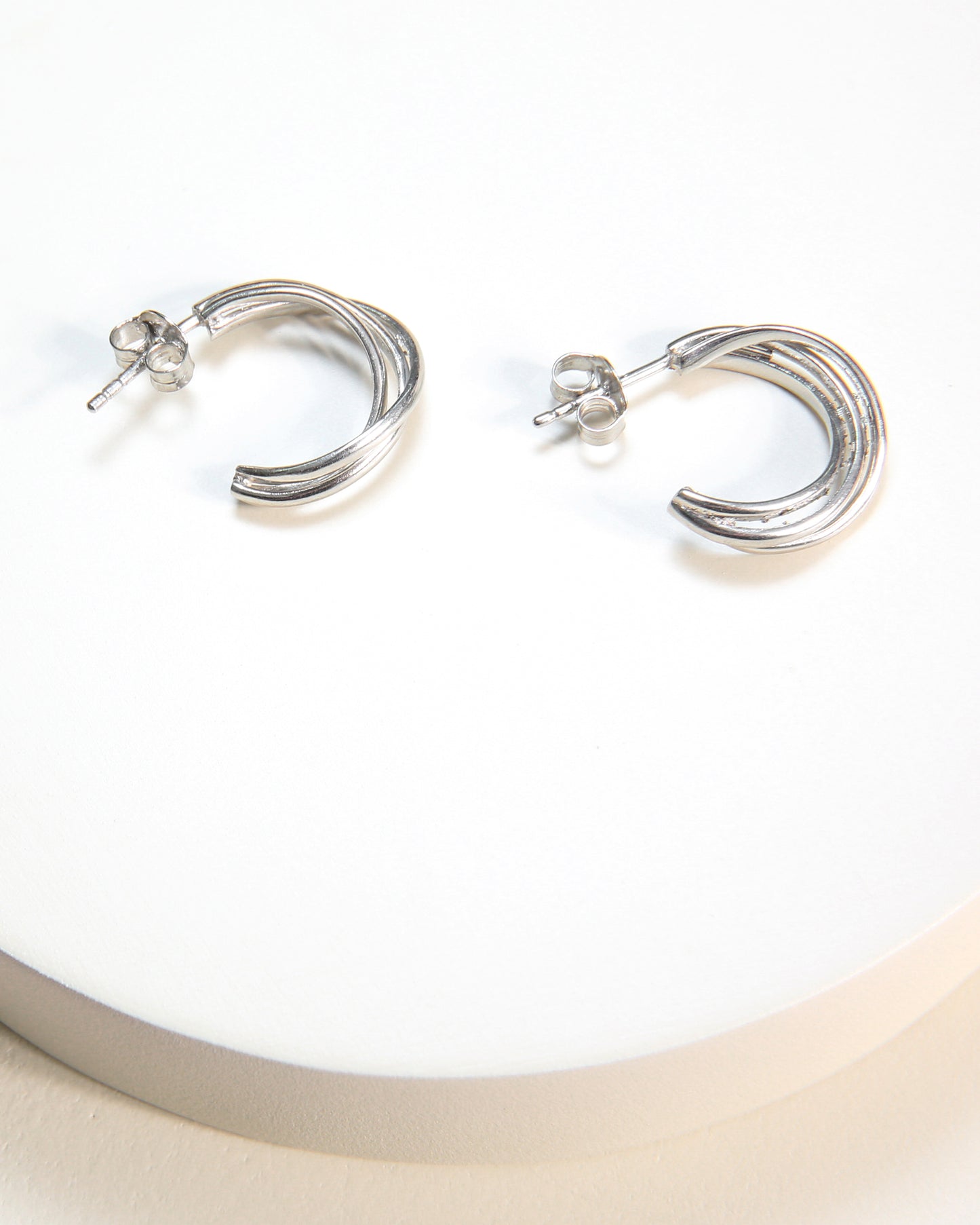 Triple Joined Lines Hoops