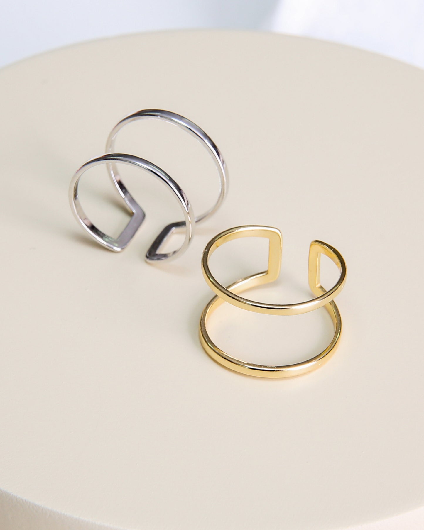 Double Line Ring