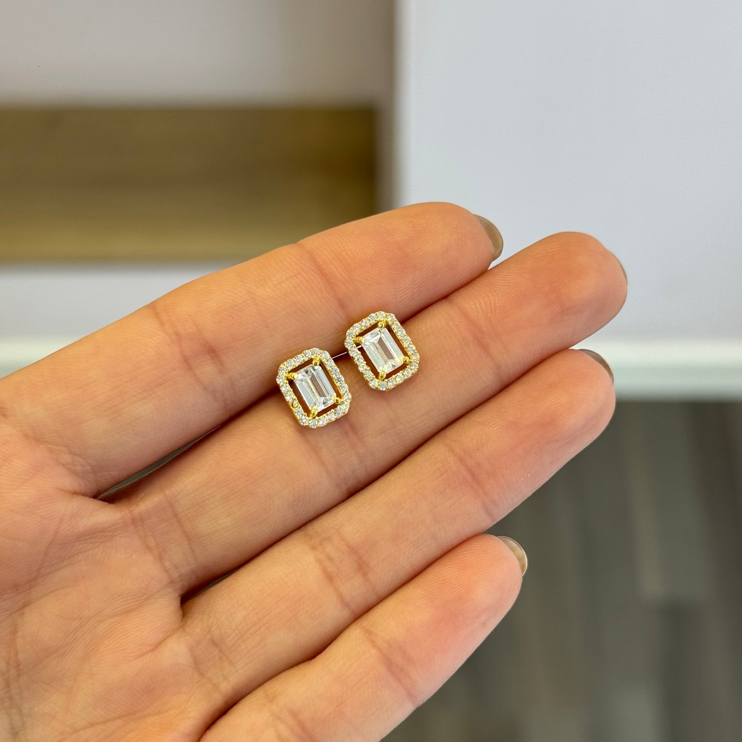 Thea Studs Earrings