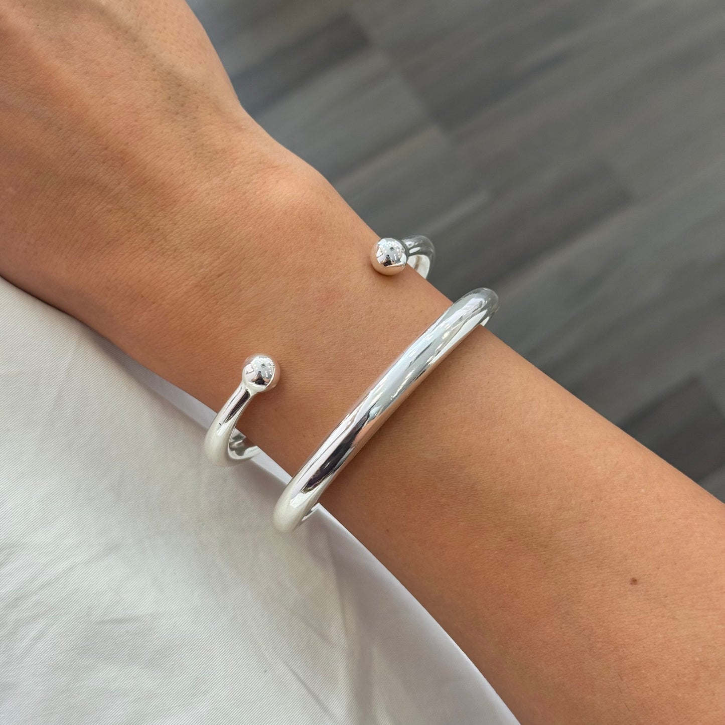 Tow - Sided Bangles Bracelet