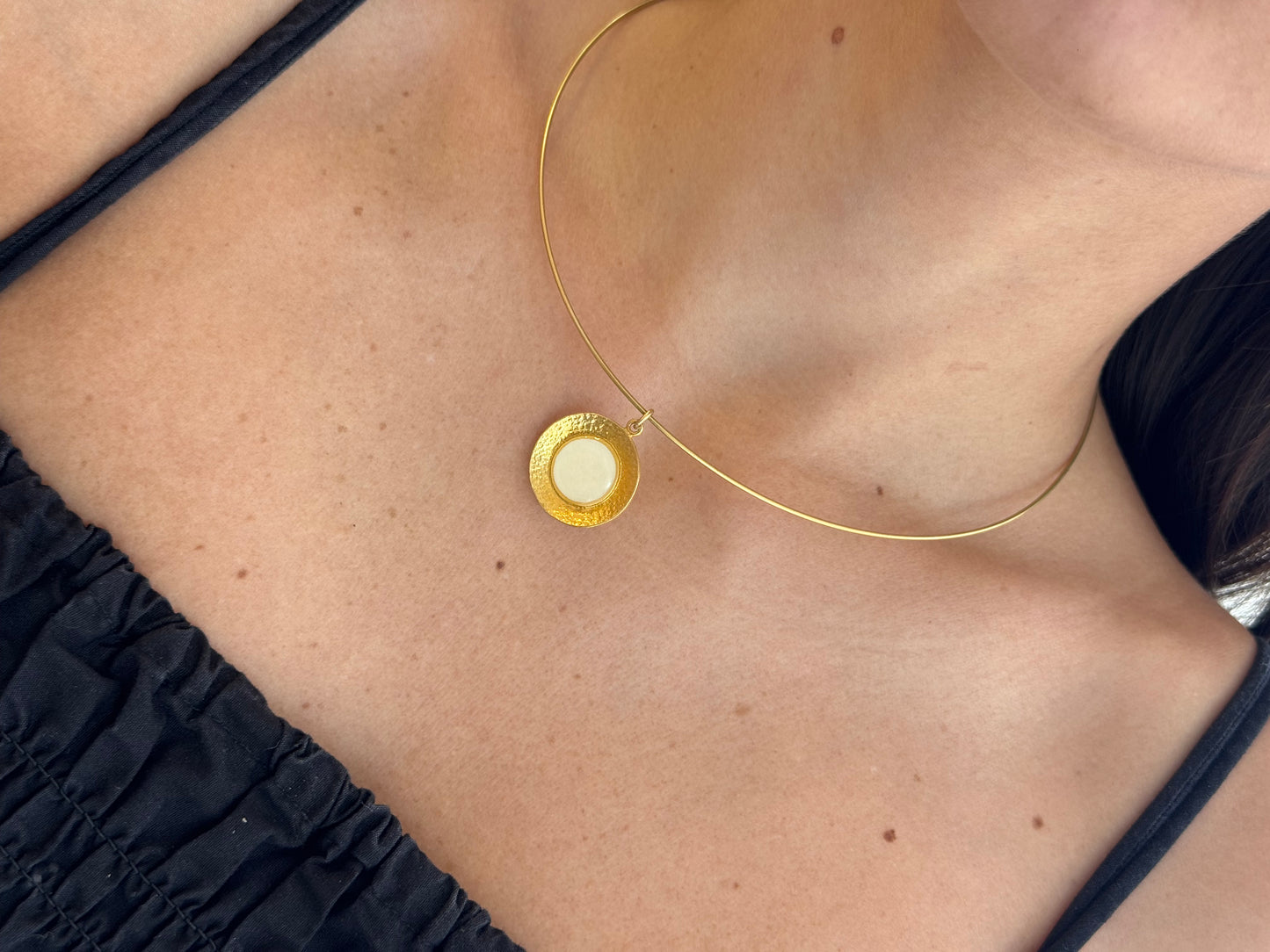Orva Choker Necklace
