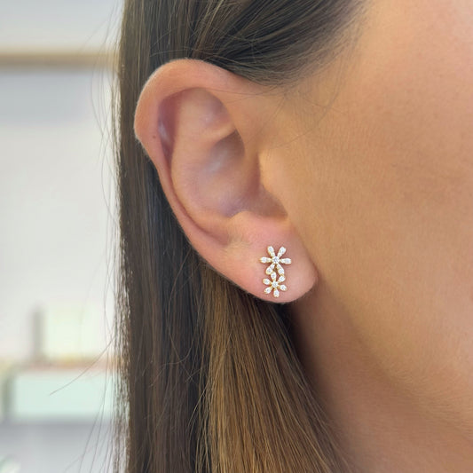 Double Daises Studs Earrings