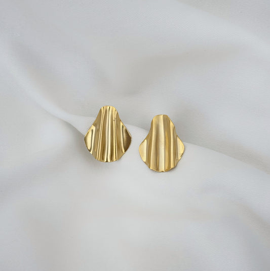 Shell Statement Earrings