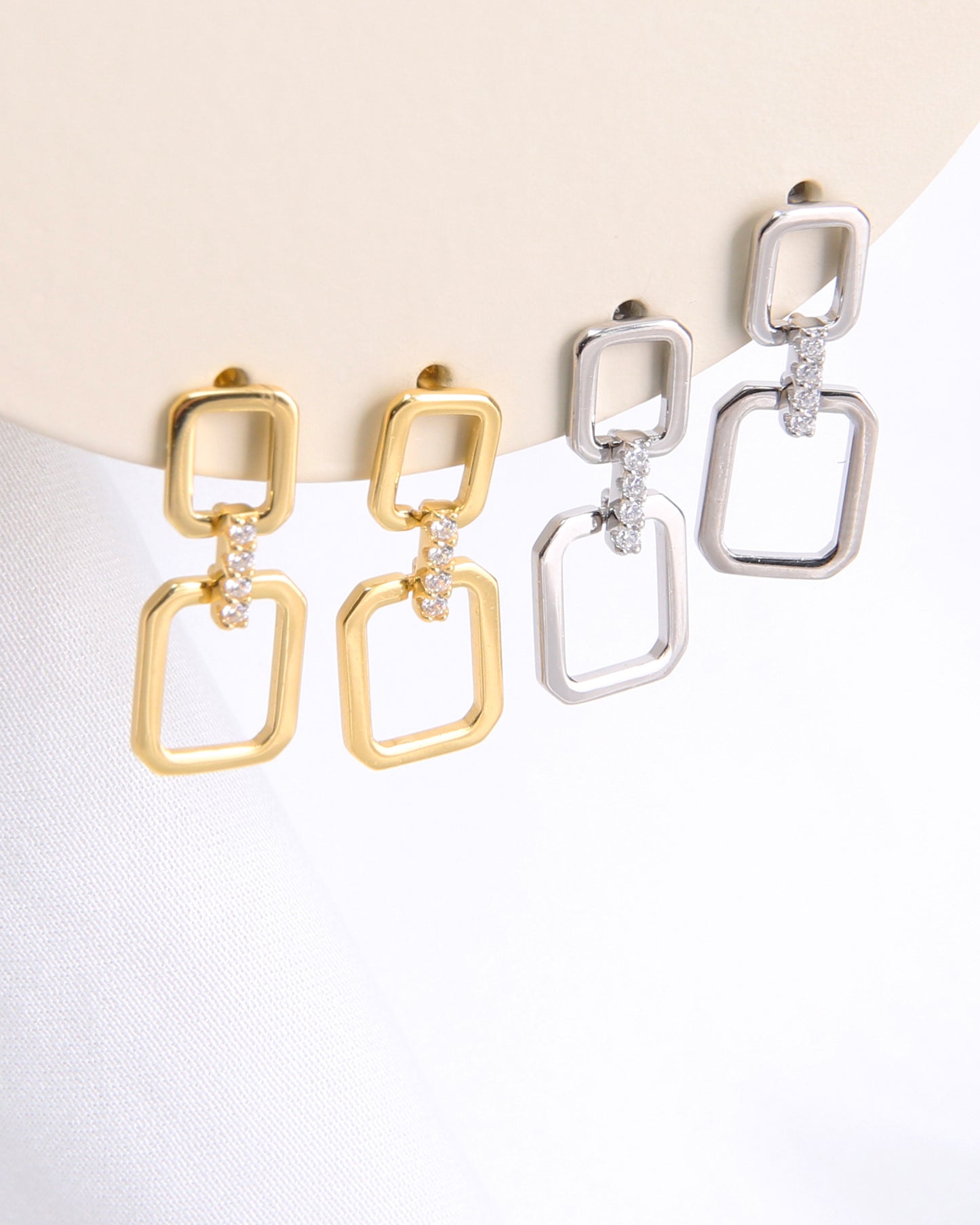 Interlocked link Earrings